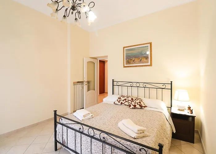 Appartement 3 Bedroom Elegant For 6 - Metro 2min & Wifi Rome